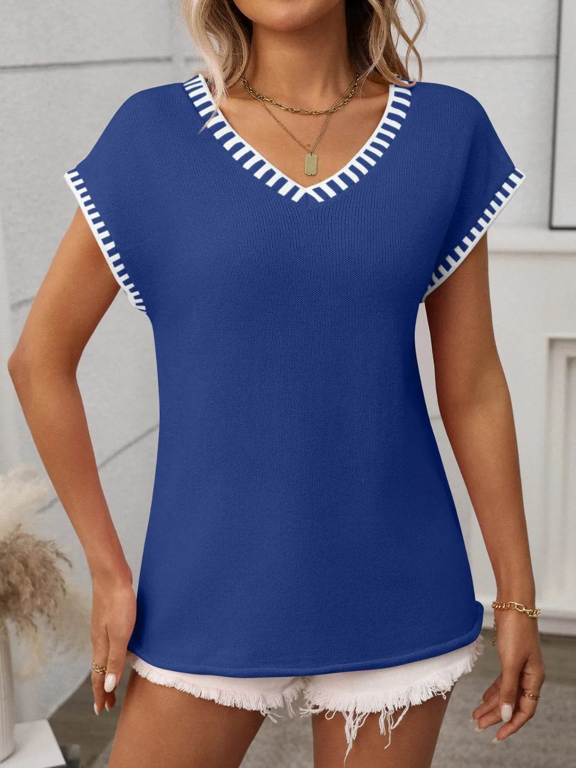 Contrast Trim V-Neck Short Sleeve Knit Top - Bona Fide Fashion