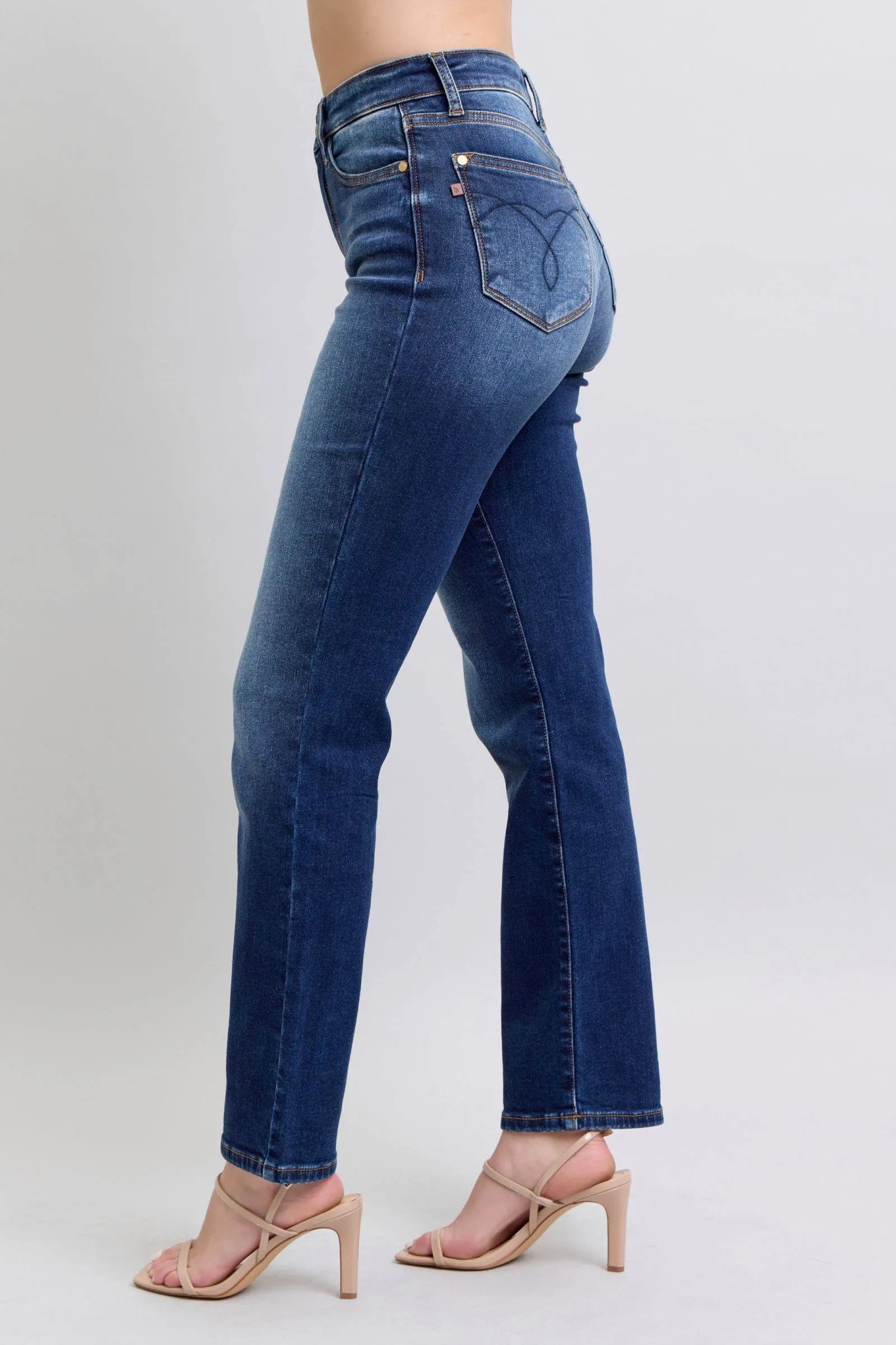 Judy Blue Full Size Washed Straight Leg Jeans with Pockets - Bona Fide Fashion