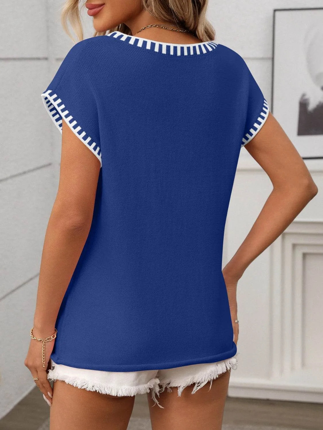 Contrast Trim V-Neck Short Sleeve Knit Top - Bona Fide Fashion