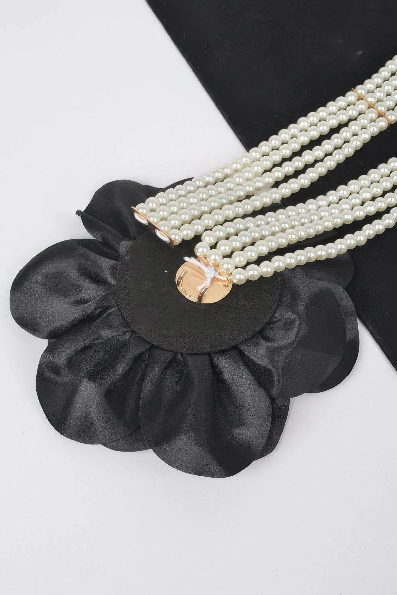 Oversized Flower Pearl Elastic Belt - Bona Fide Fashion