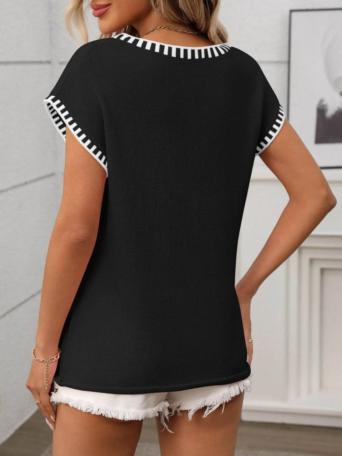 Contrast Trim V-Neck Short Sleeve Knit Top - Bona Fide Fashion