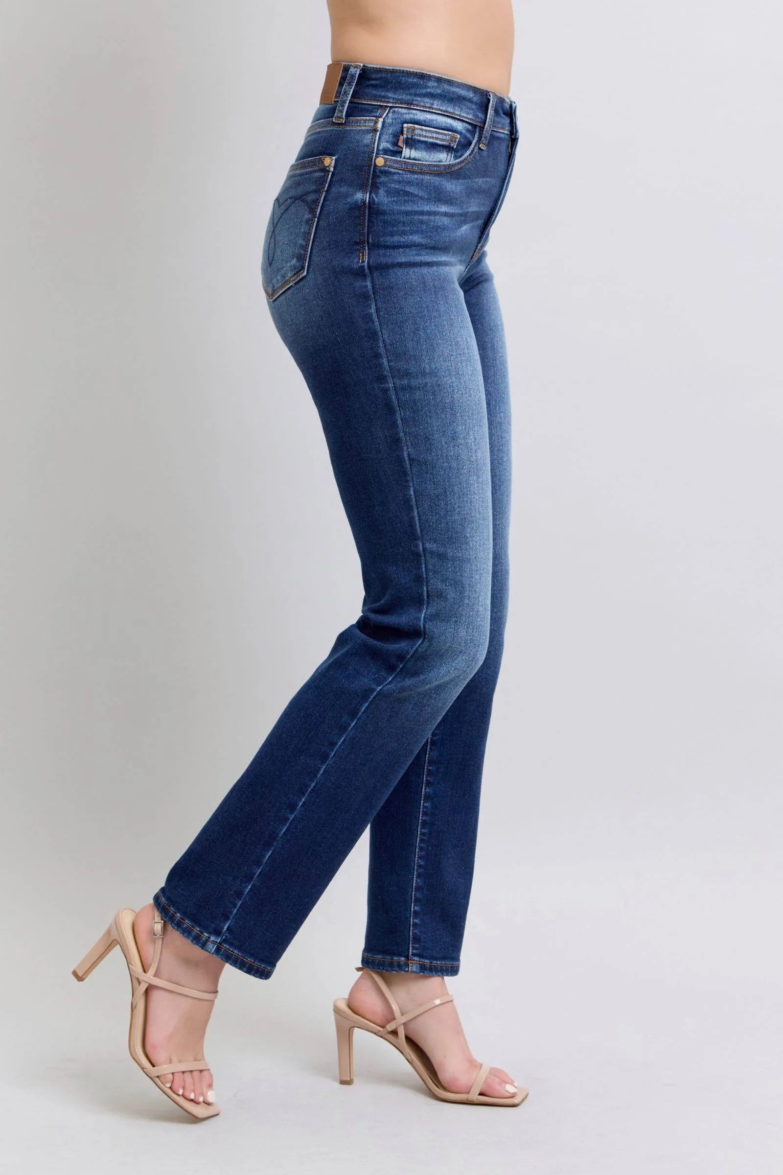 Judy Blue Full Size Washed Straight Leg Jeans with Pockets - Bona Fide Fashion