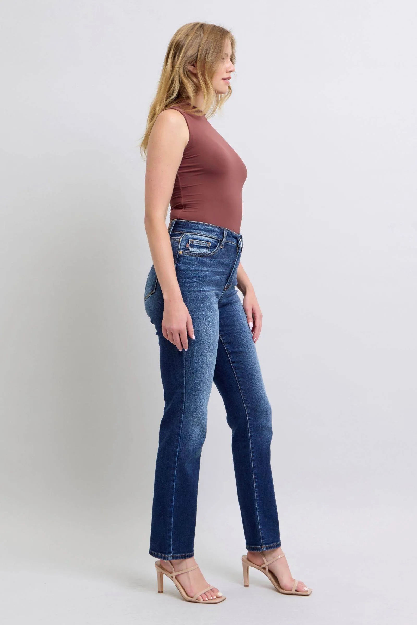 Judy Blue Full Size Washed Straight Leg Jeans with Pockets - Bona Fide Fashion