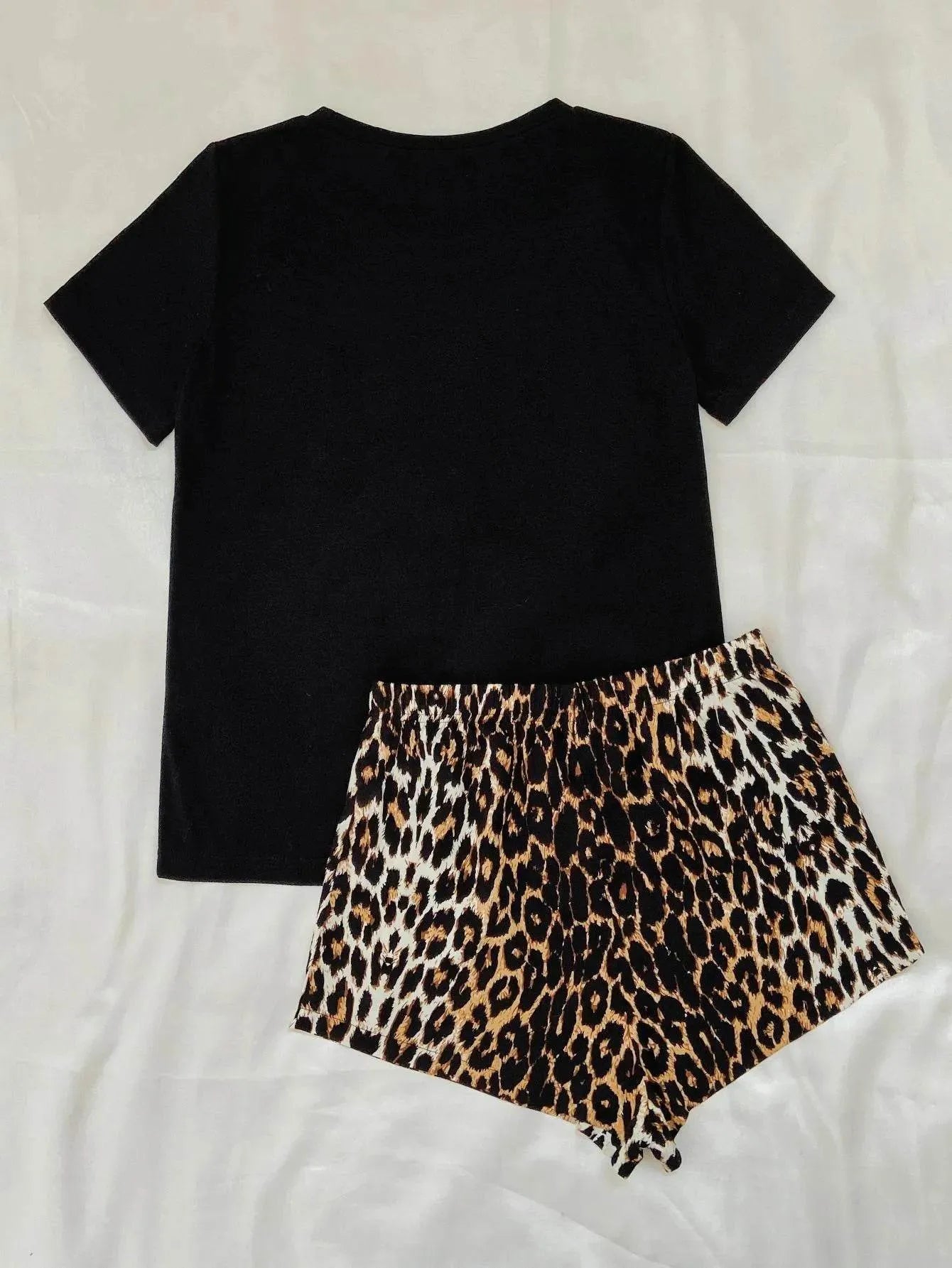 Leopard Lip Graphic and Shorts Lounge Set - Bona Fide Fashion