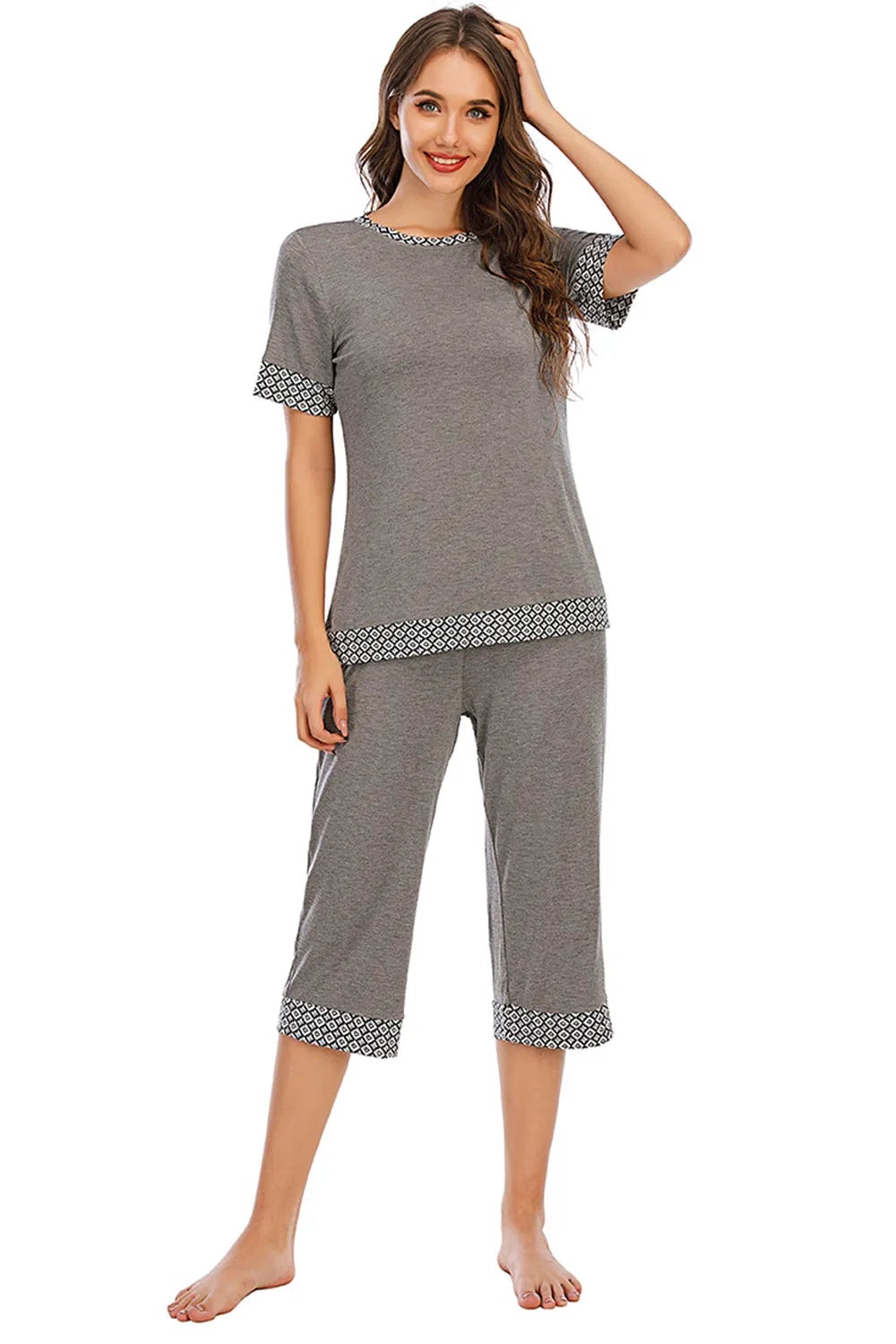 Round Neck Short Sleeve and Capris Pants Lounge Set