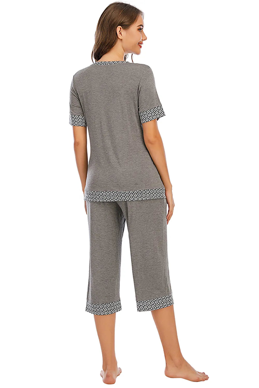 Round Neck Short Sleeve and Capris Pants Lounge Set