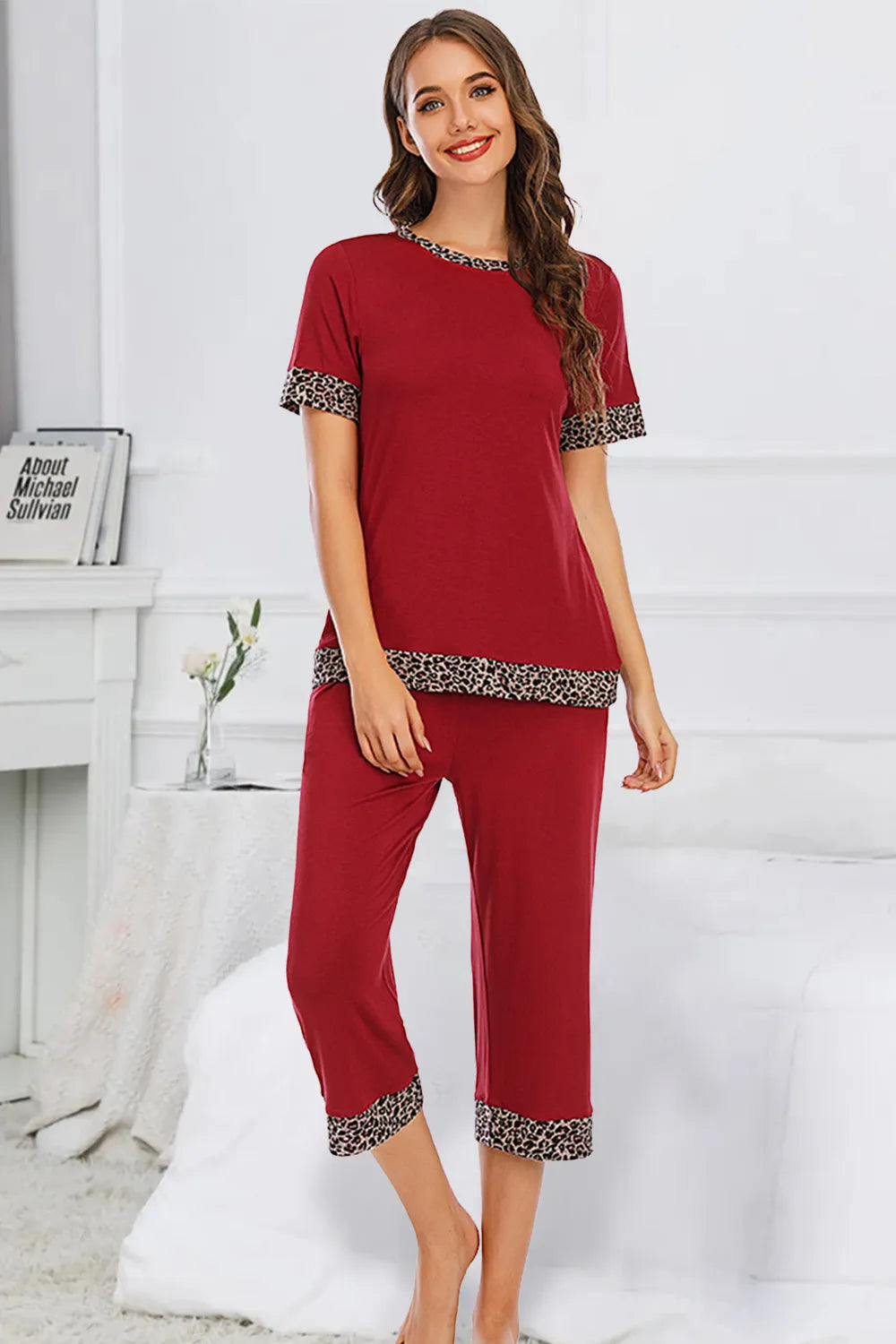 Round Neck Short Sleeve and Capris Pants Lounge Set