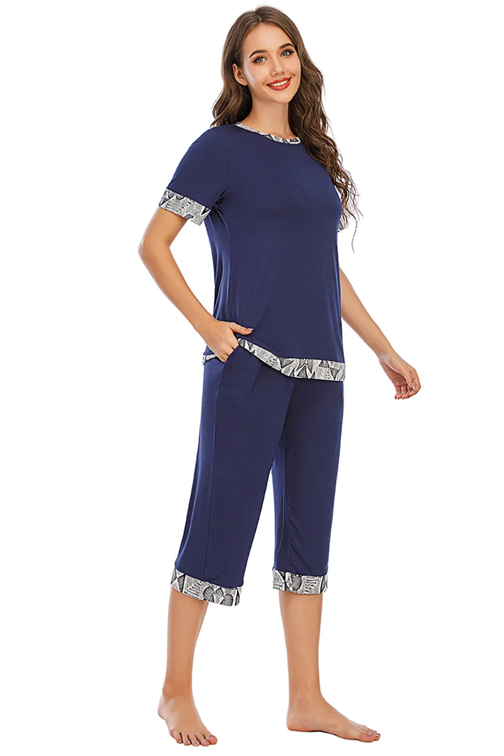 Round Neck Short Sleeve and Capris Pants Lounge Set