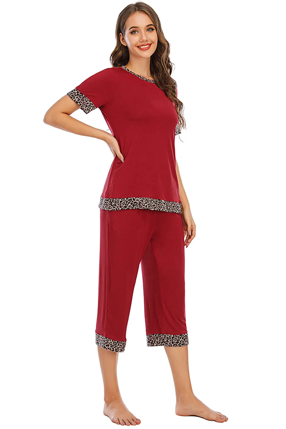 Round Neck Short Sleeve and Capris Pants Lounge Set