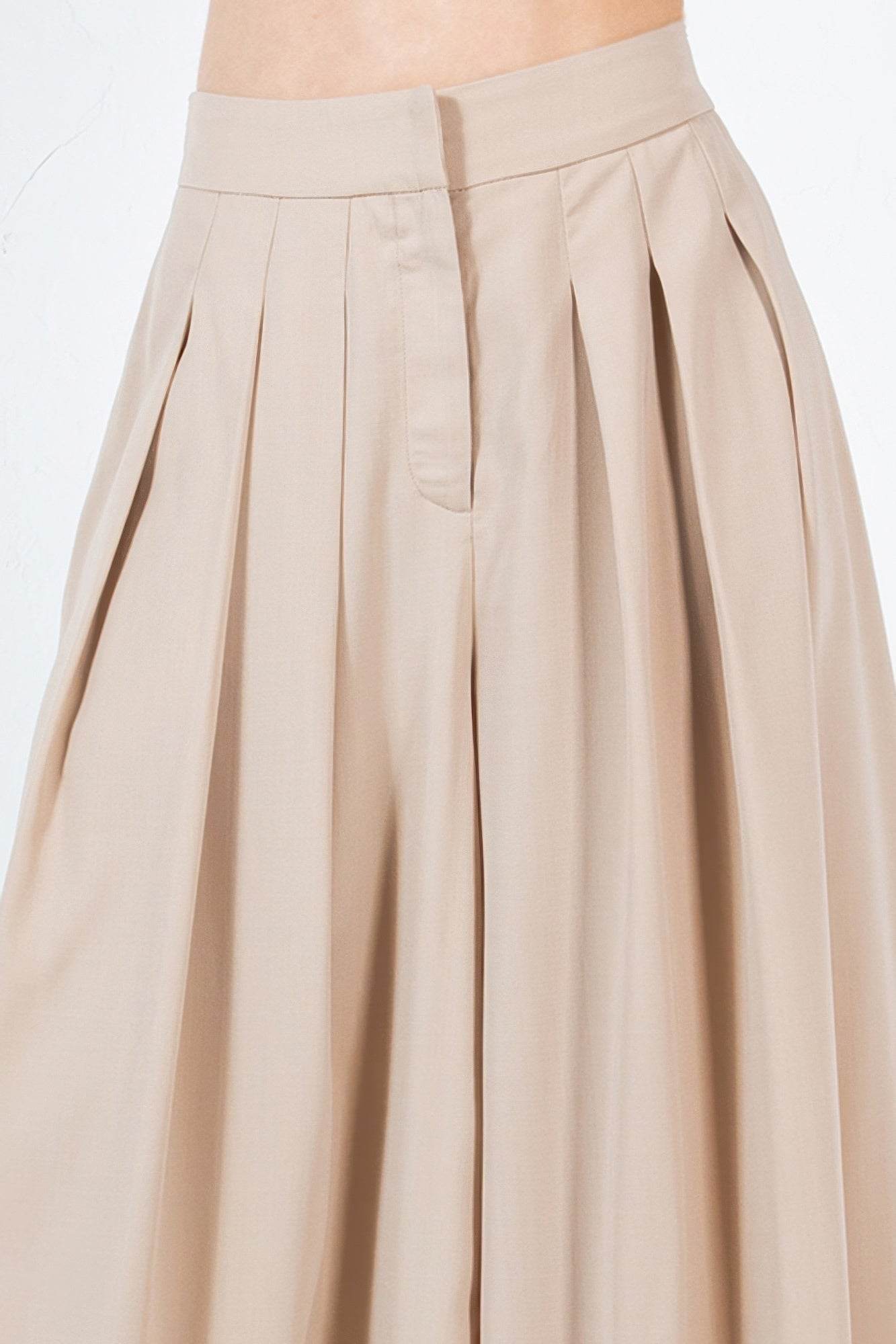 Large Hem Wide Leg Pleated Solid Pants - Bona Fide Fashion