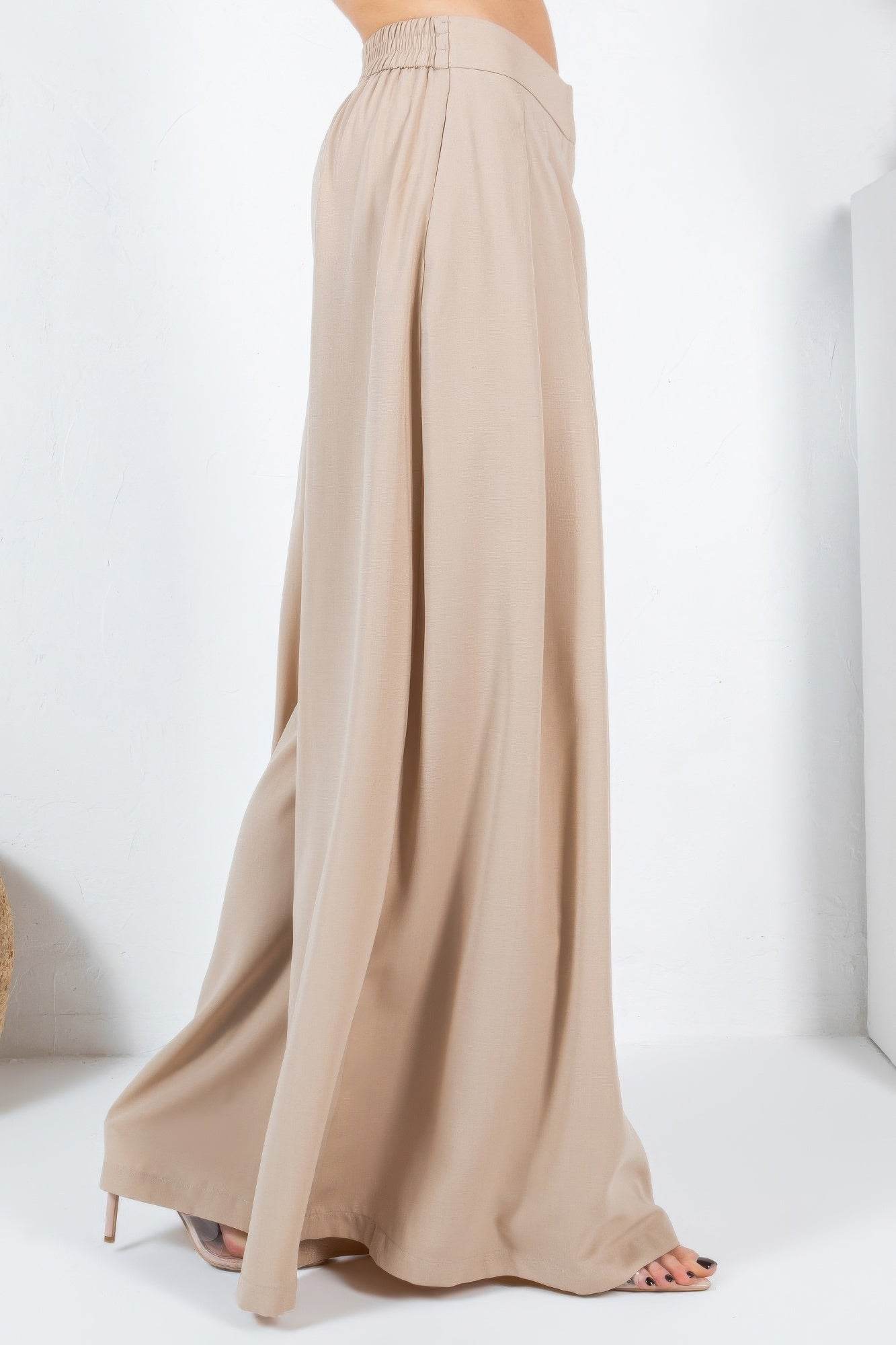 Large Hem Wide Leg Pleated Solid Pants - Bona Fide Fashion