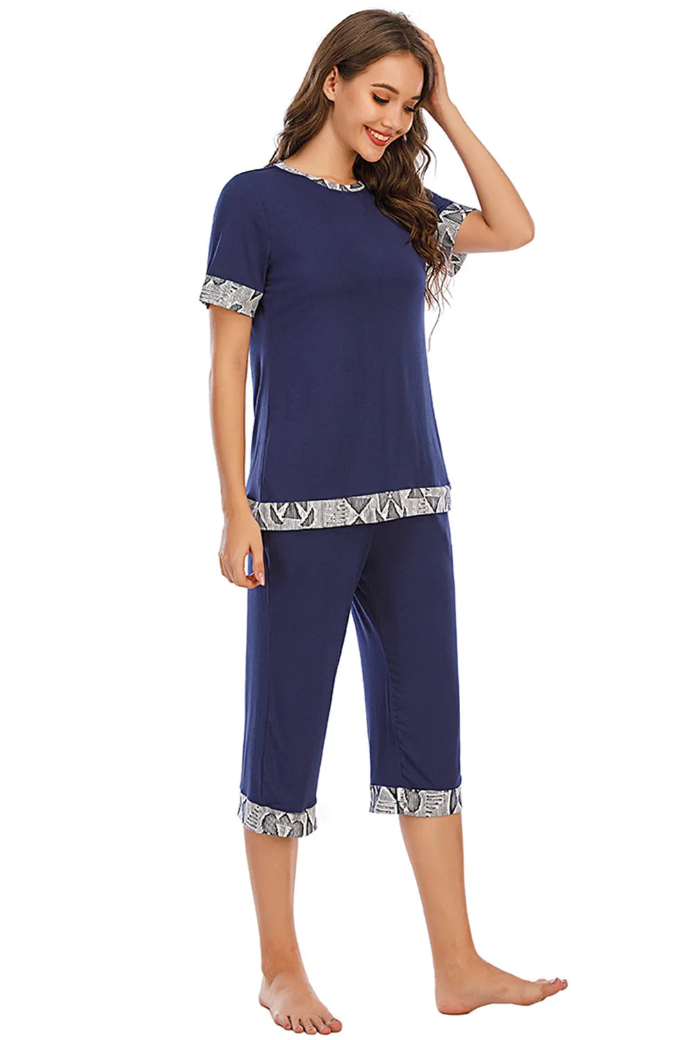 Round Neck Short Sleeve and Capris Pants Lounge Set