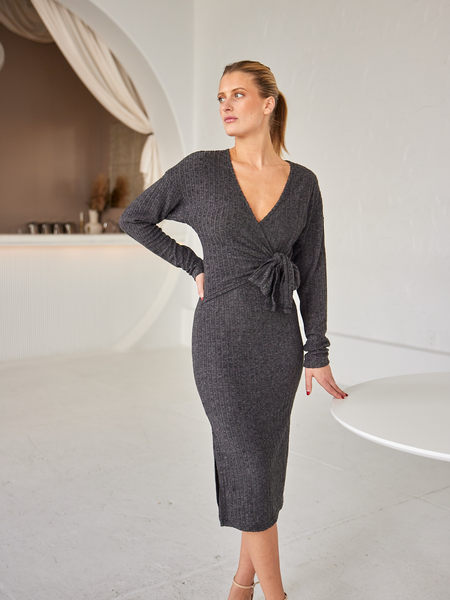 V-neck Long-sleeved Knitted Tie Dress HW58R7SVKU