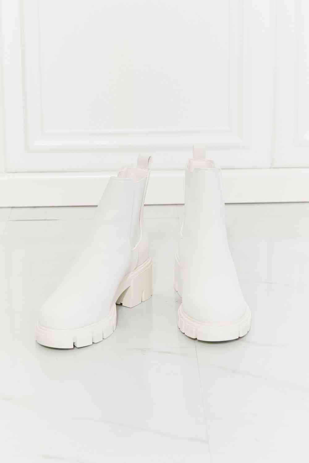 MMShoes Work For It Matte Lug Sole Chelsea Boots in White - Bona Fide Fashion