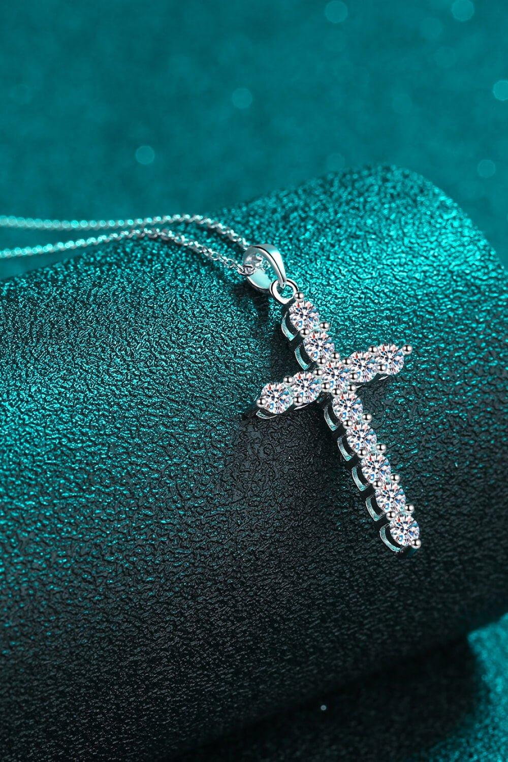 Moissanite Cross Pendant Chain Necklace - Bona Fide Fashion